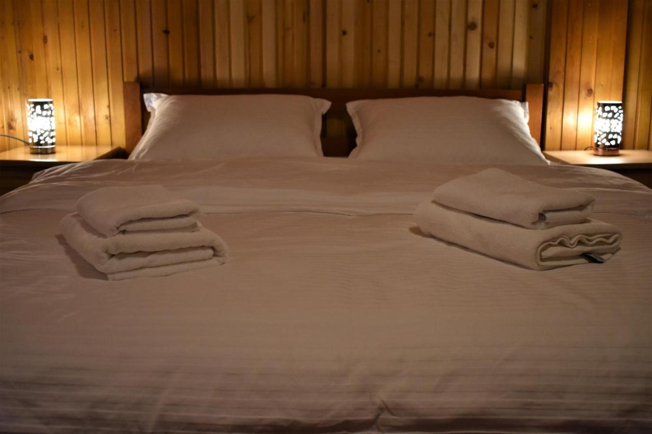 Srna Chalet Žabljak Exteriör bild