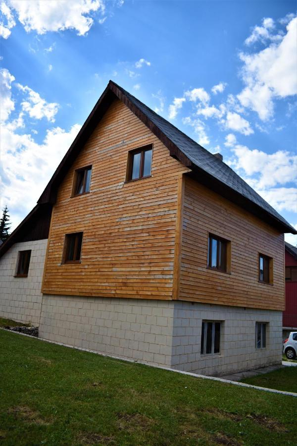 Srna Chalet Žabljak Exteriör bild